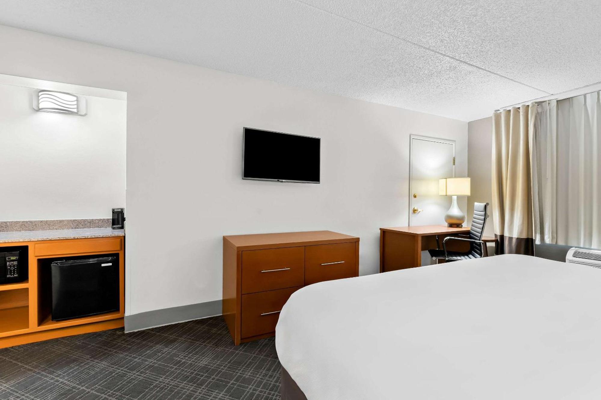 Comfort Inn & Suites Nashville Near Tanger Outlets I-24 Antioch Exterior foto